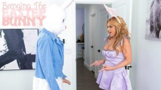 Banging The Easter Bunny – Taylor Vixxen