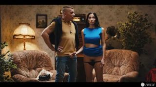 Tour Guide – Clea Gaultier