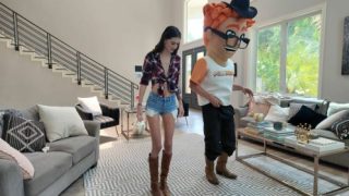 Sophie Tyler Prepares Porn Dude for a Hoedown